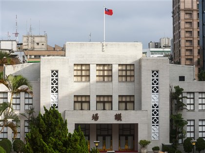 星鏈有望登台 立院三讀電信管理法放寬外資持股限制