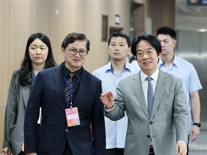 府:賴總統擘畫國際攬才藍圖 擬推台灣講座、獎學金