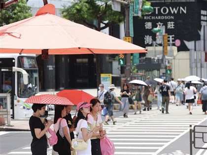 大台北等14縣市防高溫 吳德榮:24日前各地晴朗、週末降雨增