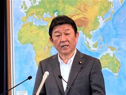 中日外長短暫交談　日相高市發表涉台言論後首見