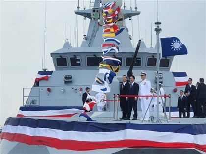 丹江艦成軍　賴總統：12艘沱江級軍艦年底前成軍