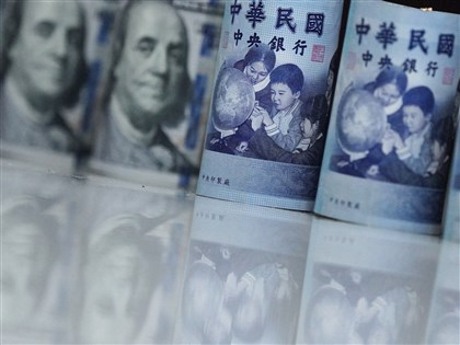 早安世界》美國301關稅課台灣10%不疊加　經部：較日韓優惠有利台廠