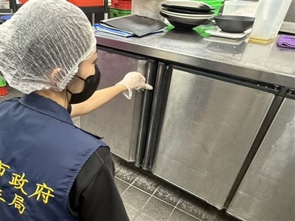 高雄某餐廳老鼠出沒　衛生局擬罰3萬元以上罰鍰