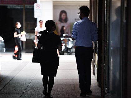 男女平均所得差距　財政部統計2024年縮小至1.54倍