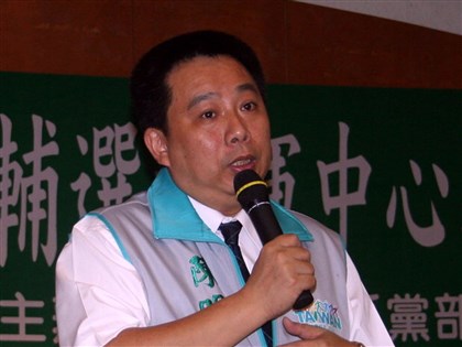 高雄議員陳明澤涉恐嚇綠能業者索賄　遭羈押禁見