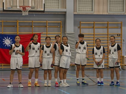 台中東興國小女籃芬蘭4連勝 挺進冠軍賽