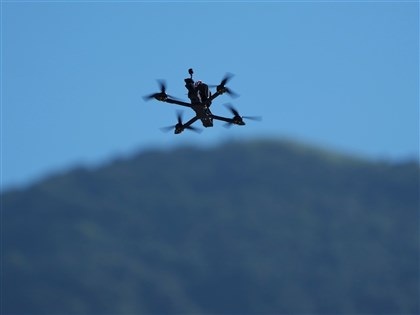 顧立雄盼院版無人機條例過關 UGV納116年預算