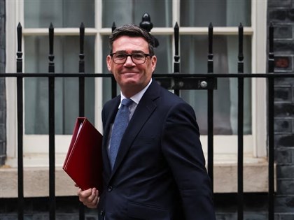 英國首相與習近平通話　提及發展全面戰略夥伴關係