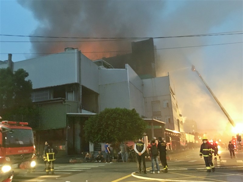 æ¡ƒåœ'æ•¬éµ¬å¤§ç«æ¡ˆèµ·è¨´6äººæ•'ç½æŒ‡æ®äººå