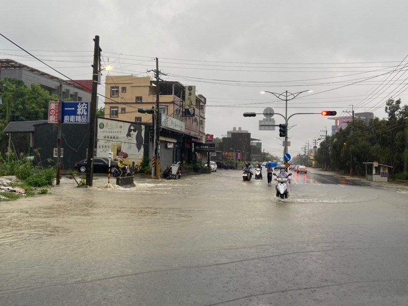 é«˜é›„å¼·é™é›¨æ¨¹å¾·ç§'å¤§å‰æ·¹æ°´åŠå€‹è¼ªèƒŽé«˜ åœ°æ–¹ é‡é»žæ–°èž ä¸­å¤®ç¤¾cna