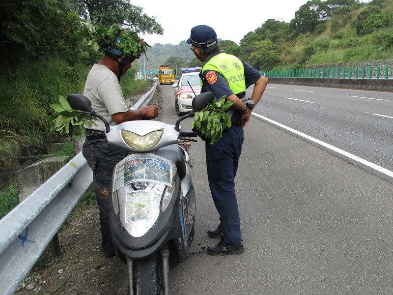 機車闖國道2天3起老翁騎上國10稱路況不熟 社會 重點新聞 中央社cna