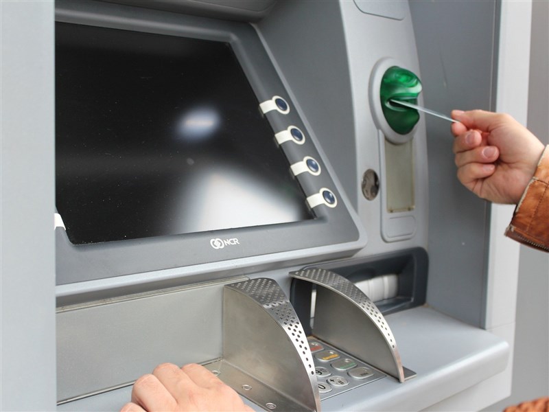 國泰世華銀行ATM當機 金管會開罰200萬 | 產經 | 中央社 CNA