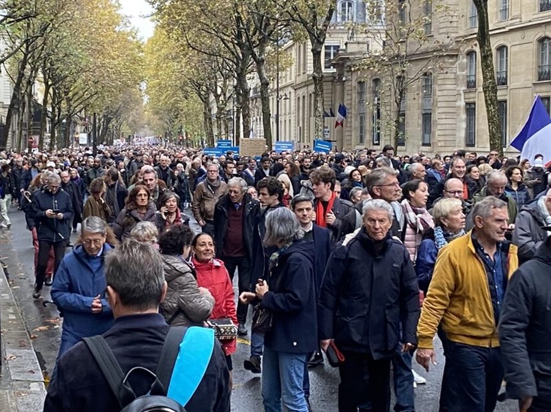 Re: [問卦] 法國近20萬人上街抗議反猶太主義