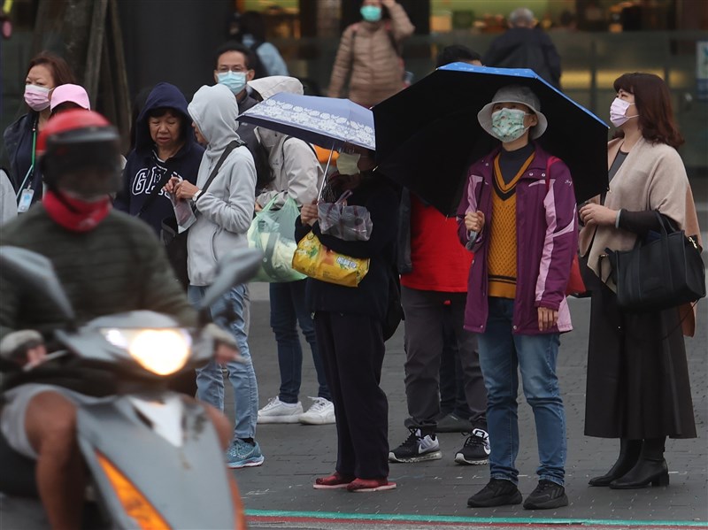 白天起氣溫漸回升　吳德榮：24日晚間東北季風南下