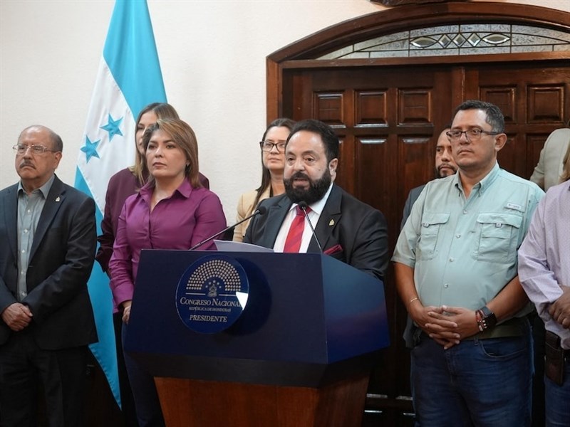 宏都拉斯國會不認大選結果 軍方將確保權力交接