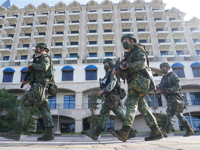 軍公教通案調薪4% 主管調幅最多11.56%