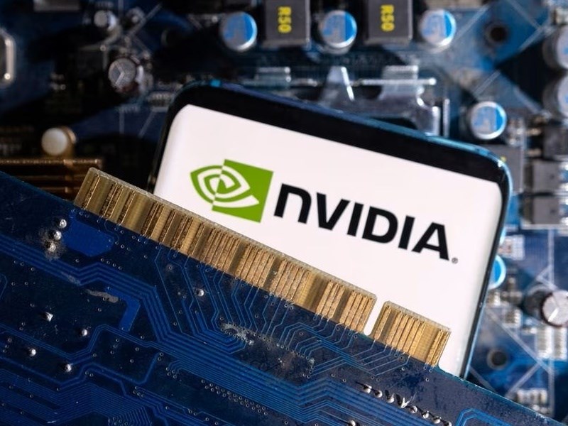 米メディア:中国、トップAI企業によるNVIDIA H200チップの少量購入を許可する方針か