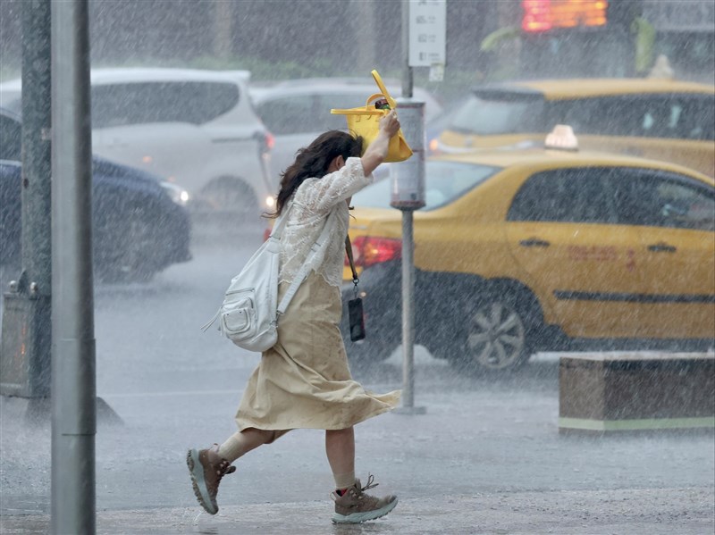 早安世界》未來一週7/20降雨最顯著 北部及中部山區防豪雨
