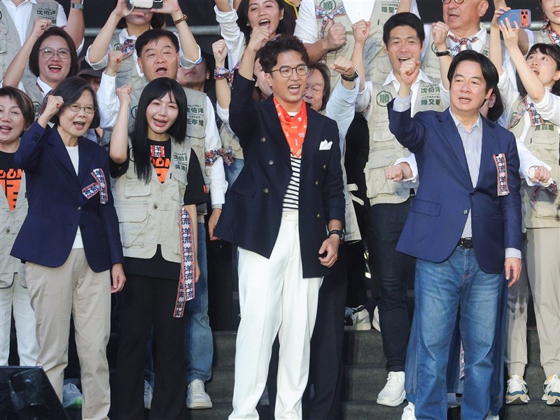 綠營大咖齊聚 沈伯洋競總成立盼溫暖「洋流」進北市府