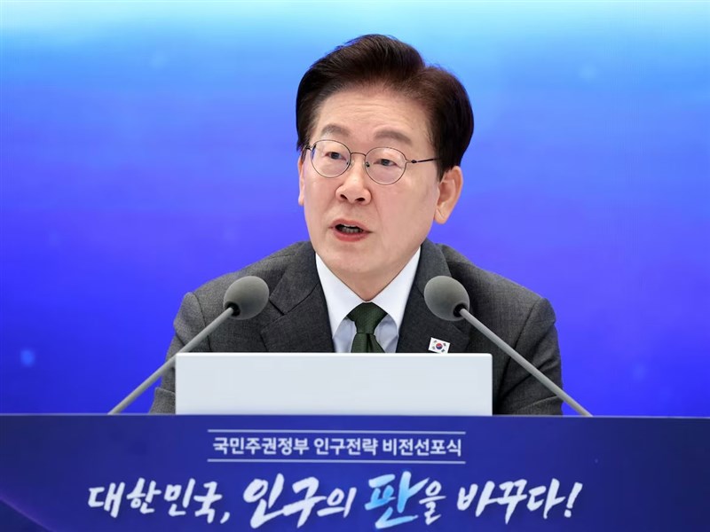 李在明:南韓有能力勝任與美聯軍作戰指揮權 移交協商持續推進 李在明:南韓有能力勝任與美聯軍作戰指揮權 移交協商持續推進