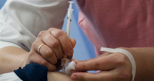 Re: [新聞] 憂Delta病毒入侵 屏東枋山2村可先打疫苗