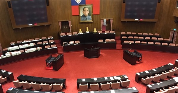 立院新會期召委選舉 以推舉方式綠藍各獲得8席 | 政治 | 中央社 CN