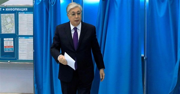 哈薩克總統選舉初步結果揭曉  托卡葉夫成功連任 | 國際 | 中央社 C