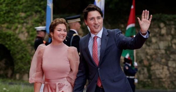 Canadian Prime Minister Justin Trudeau Announces Separation From Wife ...