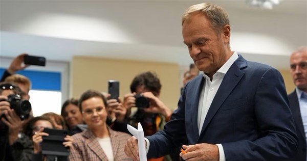 波蘭國會大選出口民調在野可望過半 高喊「民主贏了」 | 國際 | 中央社