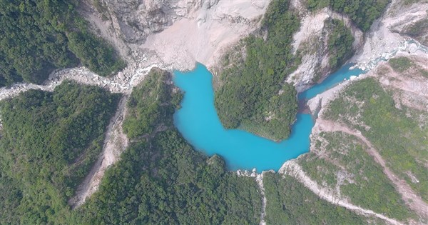 Re: [討論] 講真的 把那個湖炸掉是正解