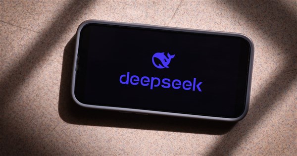 新聞傳遞可信度評比 DeepSeek聊天機器人準確率僅17% | 科技 | 中央社 CNA