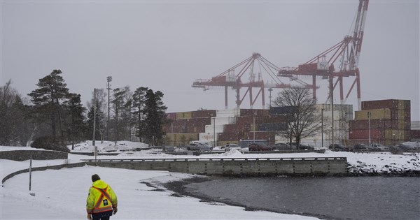 Re: [新聞] 報復川普！　加拿大宣布：對1550億美元