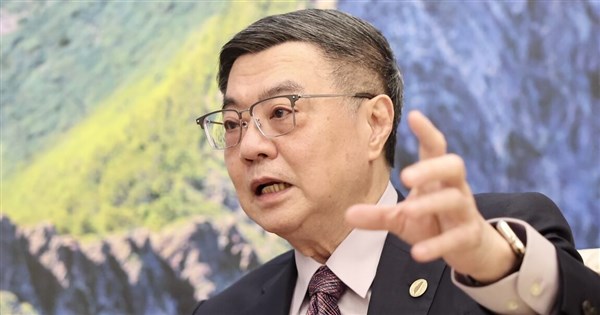 Re: [新聞] 大罷免後「5天假」恐被民進黨沒收?綠委: