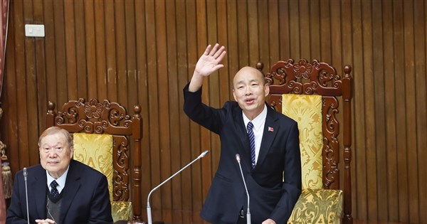 藍拚表決闖關  勞動節全國放假、增教師節等4天假
