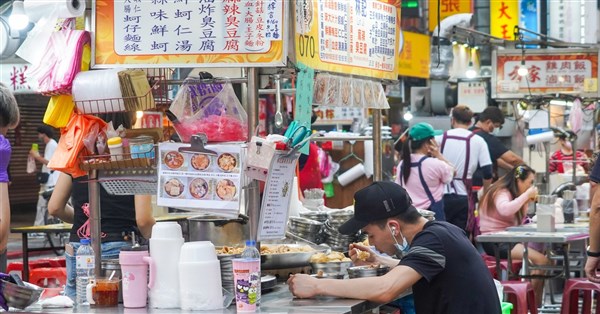 中山大學跨校研究:夜市空污恐傷兒童肺功能