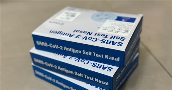 COVID-19疫情升溫快篩吃緊 衛福部：每週可供應60萬份