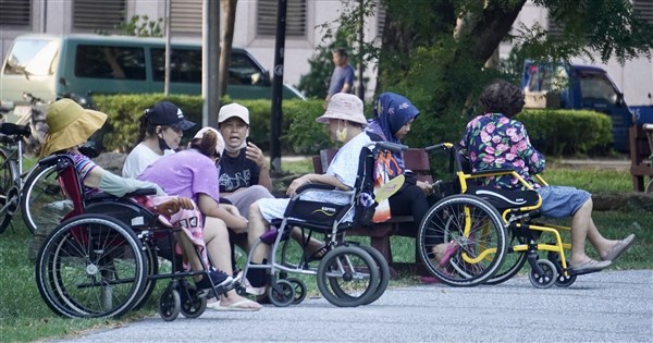 80歲以上免巴氏量表申請家事移工  重症可跨業別承接