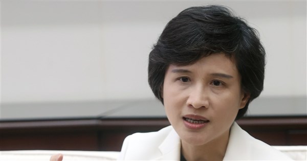 政院：鄭麗君在華府與美談判 盼致力解決貿易分歧 | 政治 | 中央社 CNA