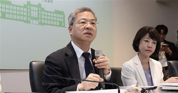 [問卦] 8/7台股普天同慶 傳產橫屍遍野？