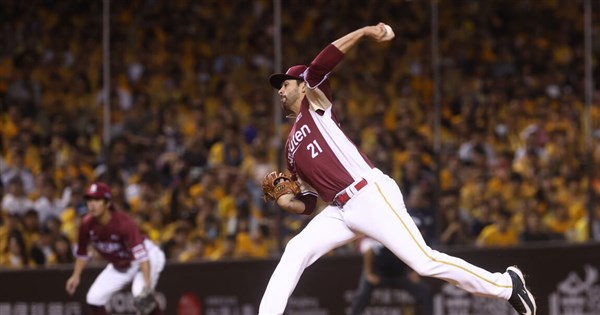 台灣大賽G1桃猿3比0勝兄弟　魔神樂7局無失分、梁家榮2安2打點