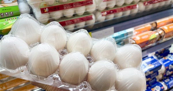 市售雞蛋檢出芬普尼殘留 石崇良:初判為環境污染最高罰2億