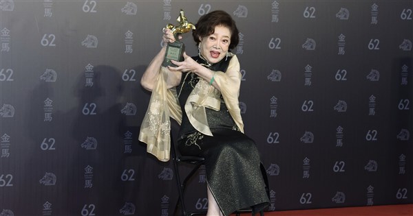陳淑芳獲金馬終身成就獎　回顧演戲68年角色喊從影是一生志趣[影]