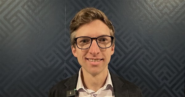 晶片戰爭作者:台灣想確保優勢 AI技術堆疊至關重要【專訪】 | 科技 | 中央社 CNA 晶片戰爭作者:台灣想確保優勢 AI技術堆疊至關重要【專訪】 | 科技 | 中央社 CNA