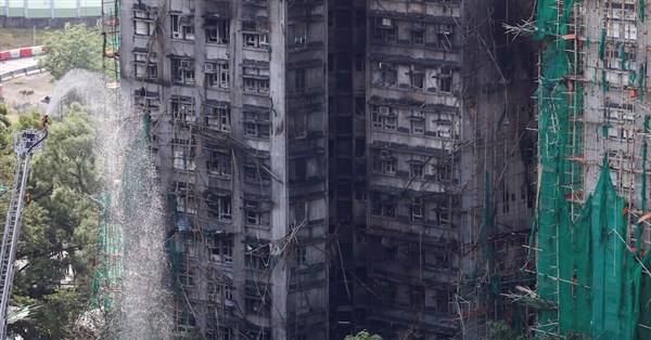 香港宏福苑大火涉貪調查　廉署再拘3名承建商負責人