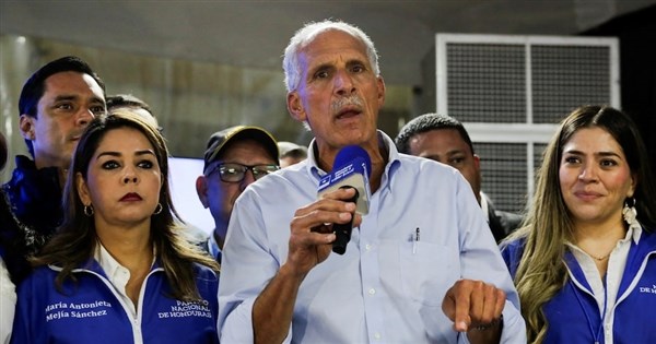 宏都拉斯總統大選　兩大親台候選人均領先