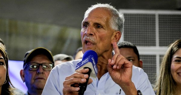 宏都拉斯總統大選開票 親台候選人阿斯夫拉暫居領先