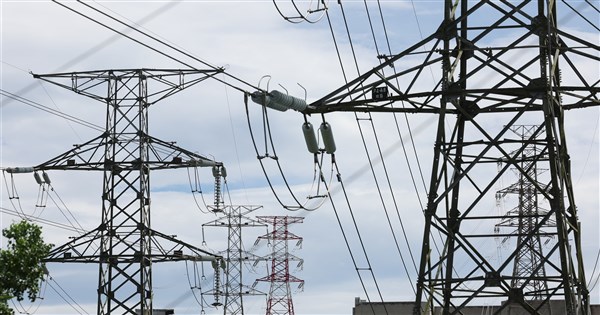 撥補預算屢遭立院否決 經部決議台電盈餘優先打虧