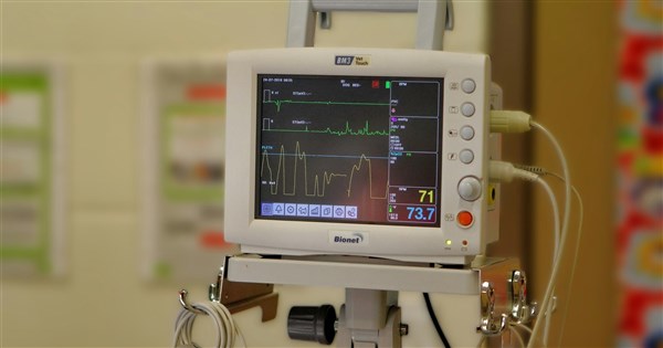 急重症醫師記錄醫療現場 助加護病房財產遭轉移病人討公道【書摘】