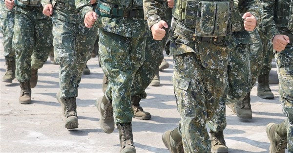 連江地檢查獲60軍人涉租帳戶給不法集團 曾姓上士羈押禁見