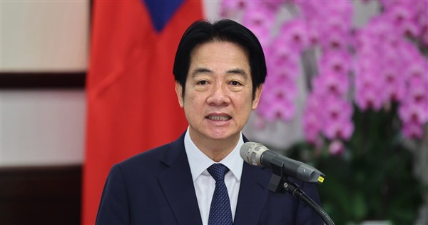 總統:年改不能走回頭路 國人深盼立院再次審議法案